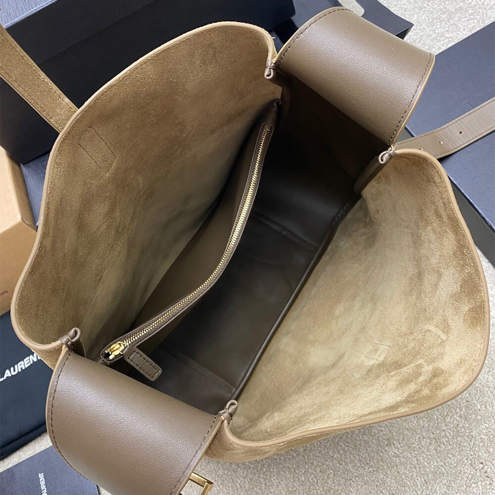 Y51 Large LE 5 À 7 bag in soft suede