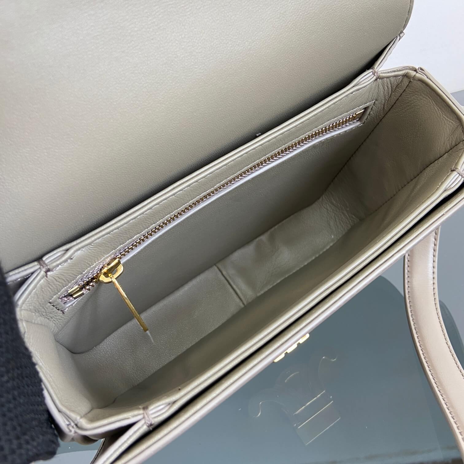 Ce1i*e TEEN TRIOMPHE handbag(HIGH-END GRADE)