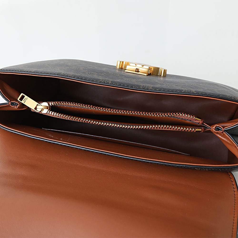 Ce1i*e TEEN NINO BAG IN Triomphe Canvas(HIGH-END GRADE)