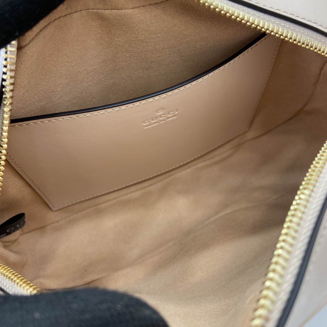GG Marmont small camera bag