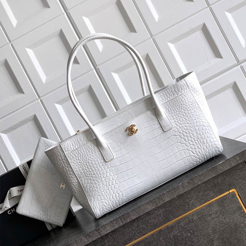 Ch**el Small Shopping Bag(HIGH-END GRADE)