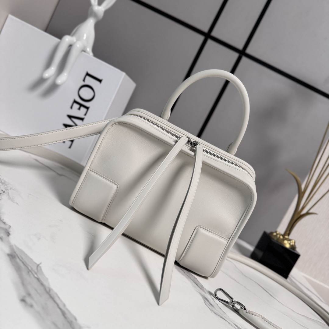 L0ew* Small Amazona 180 bag in soft calfskin(HIGH-END GRADE)