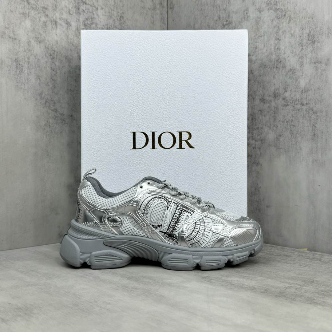 D10r Chrono Sneaker