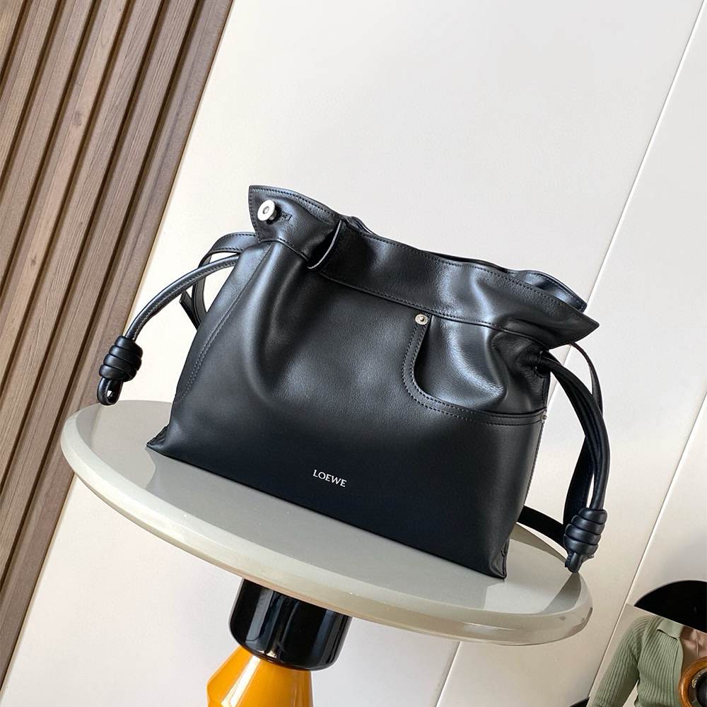 L0ew* Panta medium Flamenco clutch in shiny calfskin(HIGH-END GRADE)