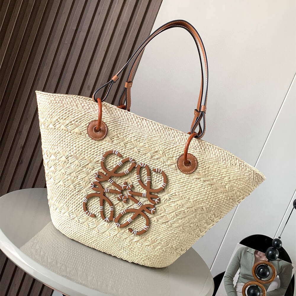 L0ew* Medium Anagram Basket in Palm and Calfskin(HIGH-END GRADE)