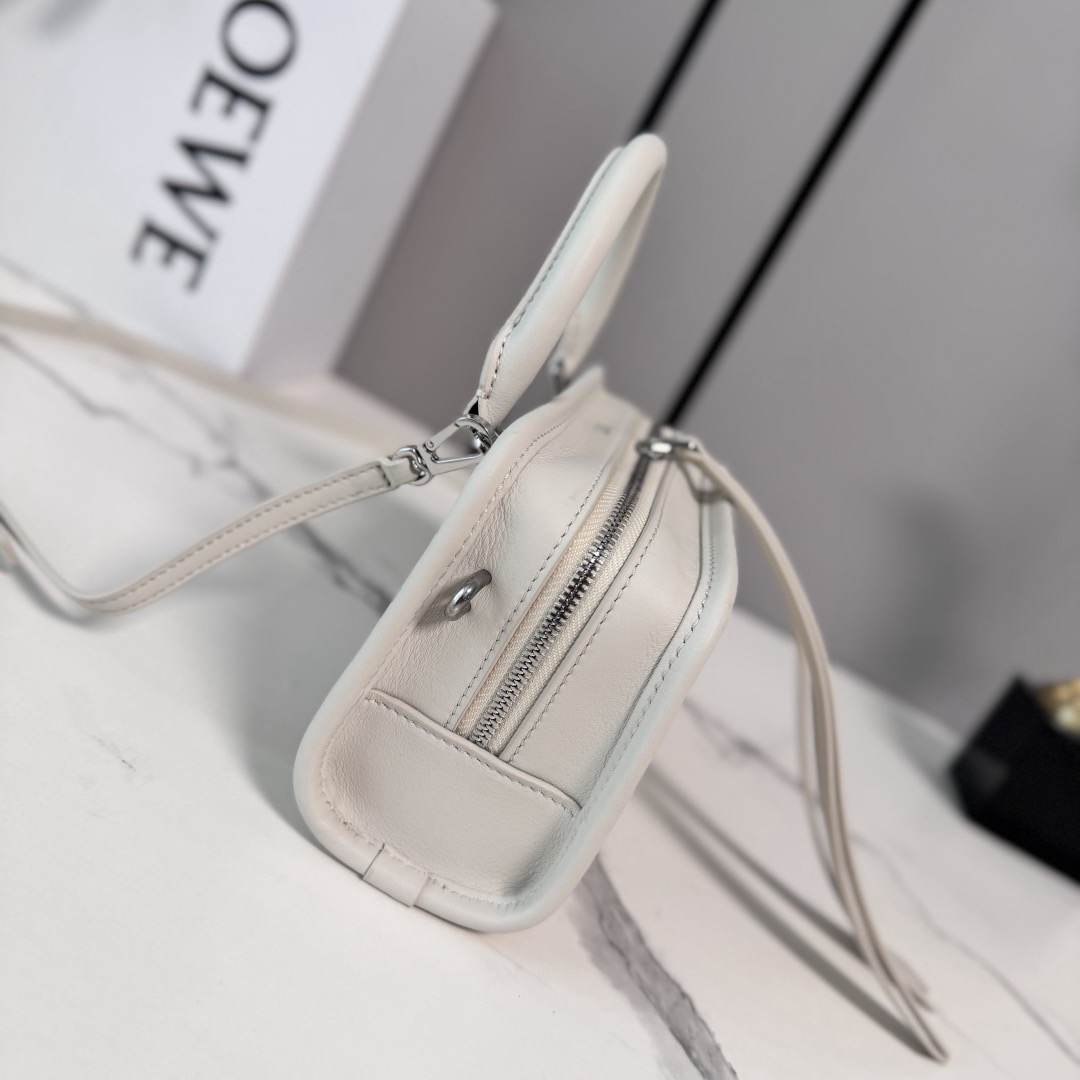 L0ew* Mini Amazona 180 bag in soft calfskin(HIGH-END GRADE)