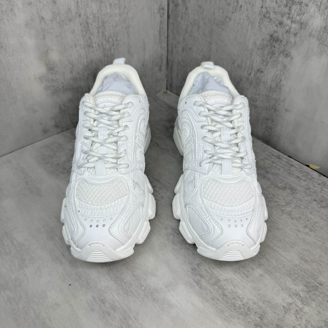D10r Chrono Sneaker