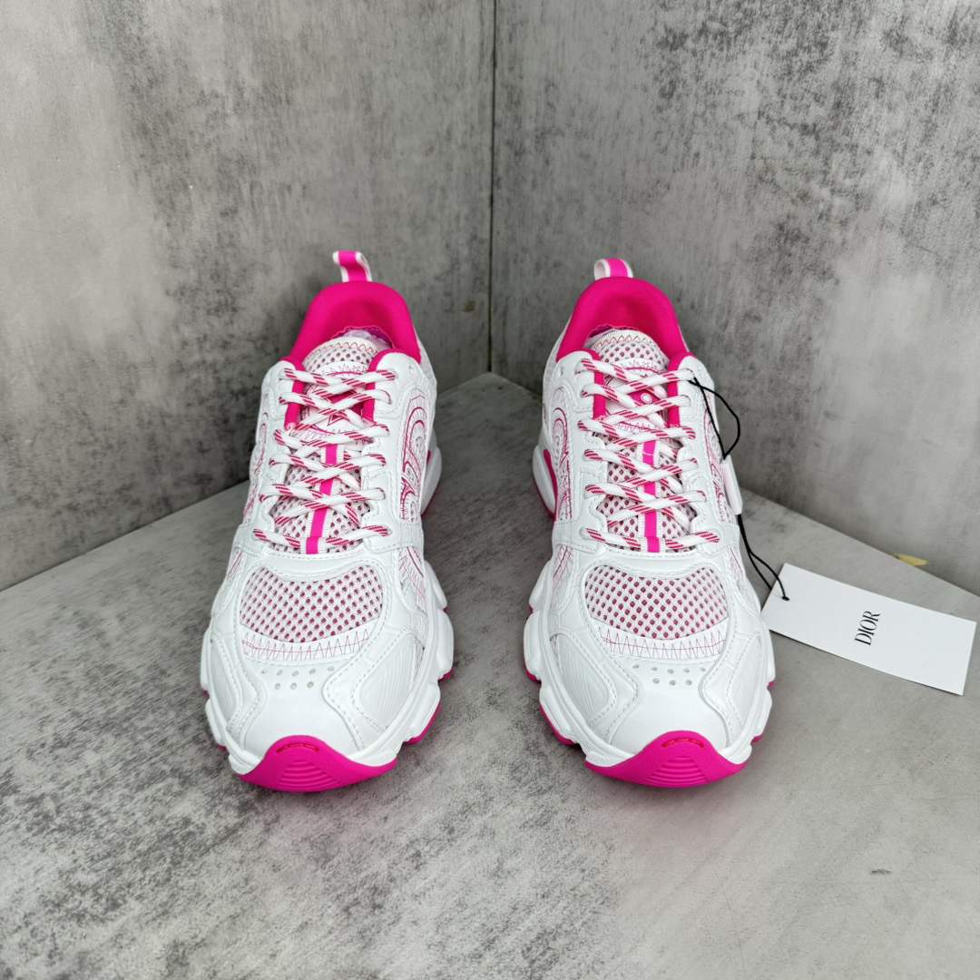 D10r Chrono Sneaker