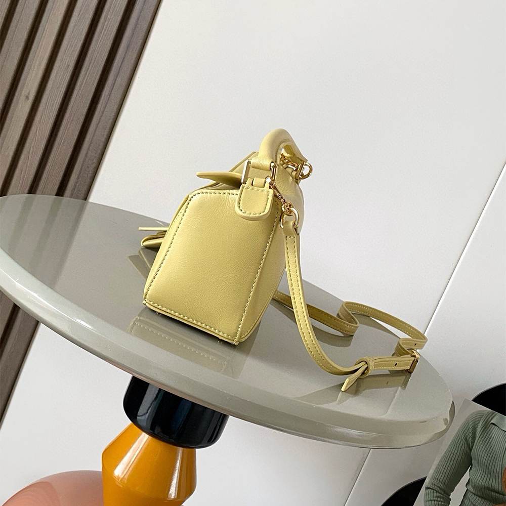 L0ew* Mini Featherlight Puzzle bag in nappa lambskin(HIGH-END GRADE)