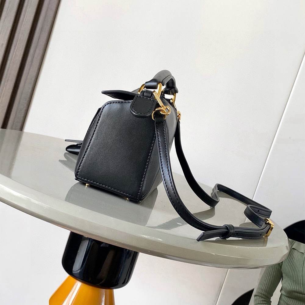L0ew* Mini Featherlight Puzzle bag in nappa lambskin(HIGH-END GRADE)