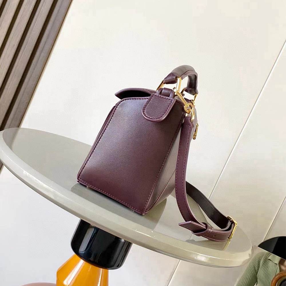 L0ew* Small Featherlight Puzzle bag in nappa lambskin(HIGH-END GRADE)