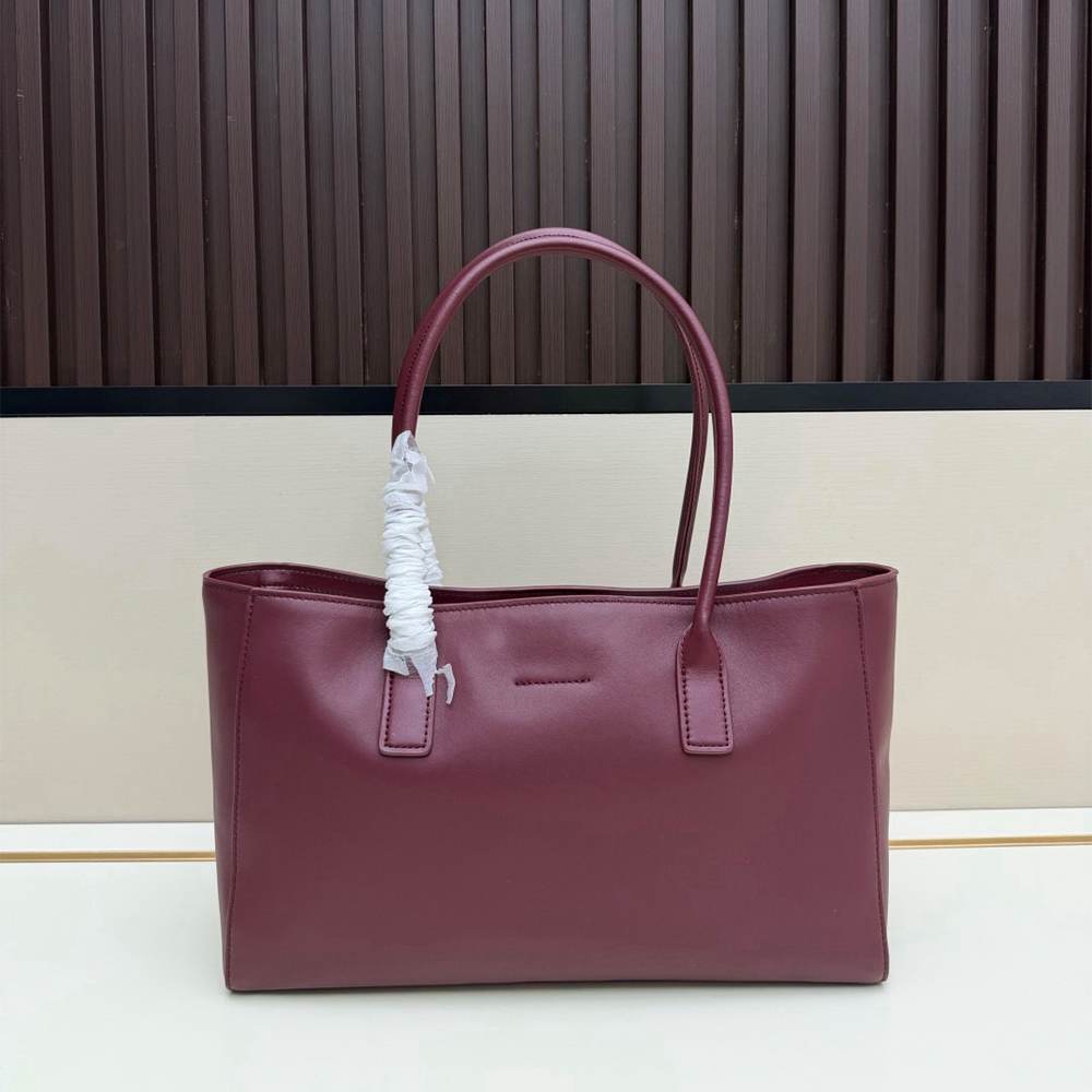 Ch**el Small Shopping Bag(HIGH-END GRADE)