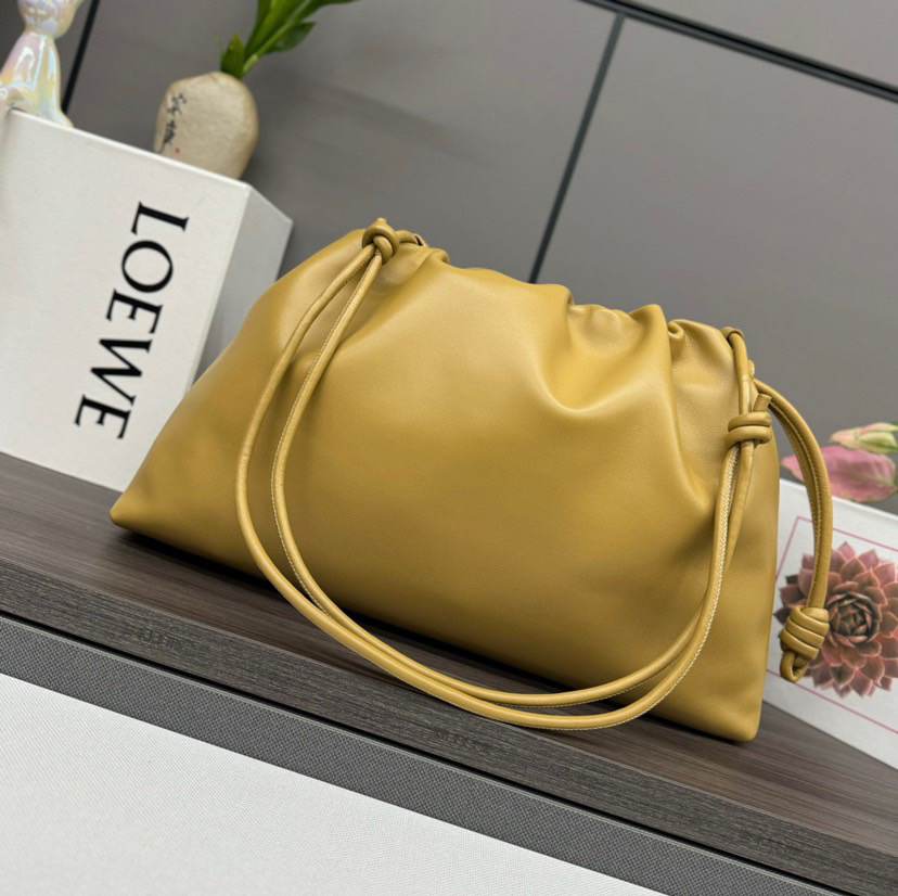 L0ew* Large Flamenco purse in mellow nappa lambskin(HIGH-END GRADE)