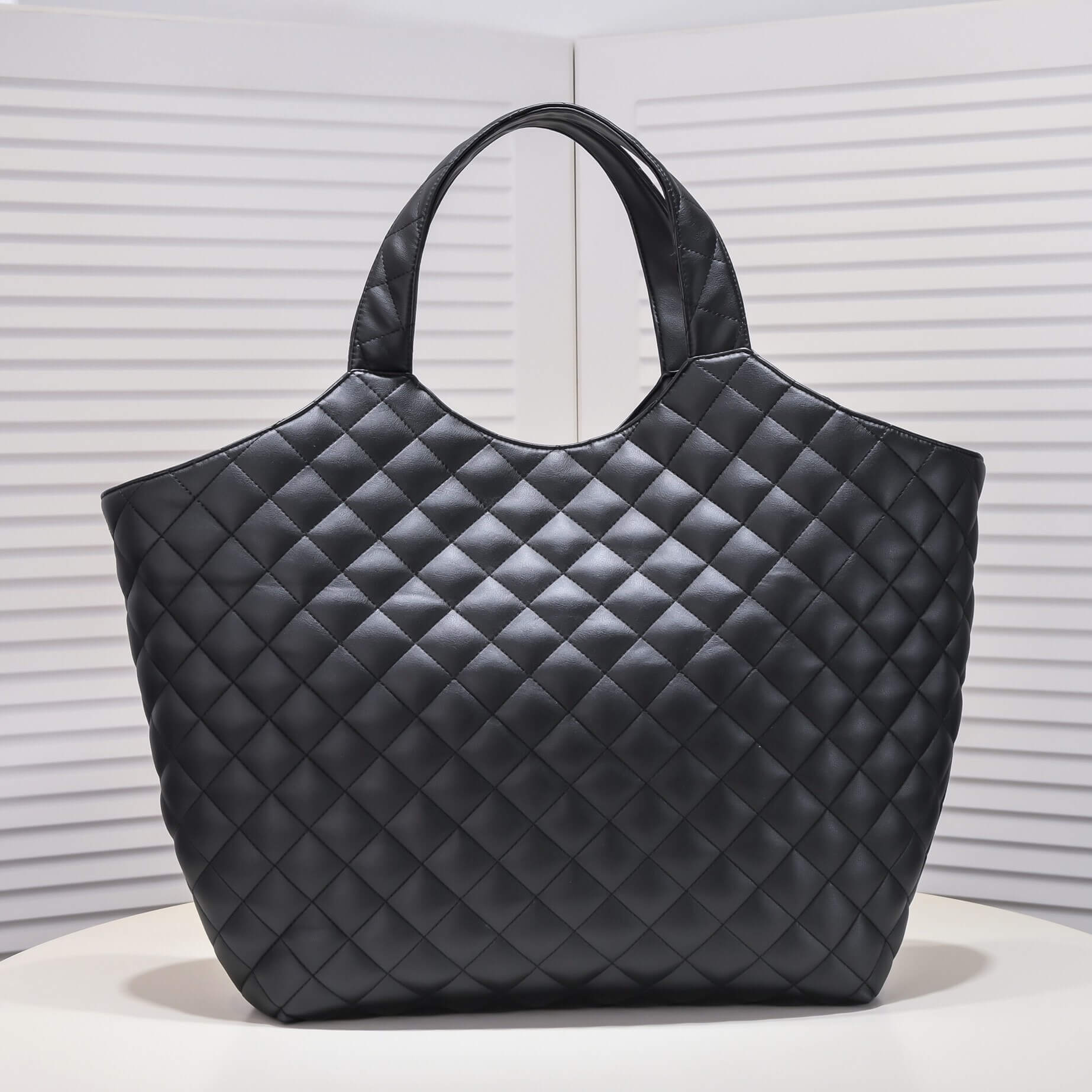 Y51 Icare quilted lambskin oversized shopping bag(High-end grade)