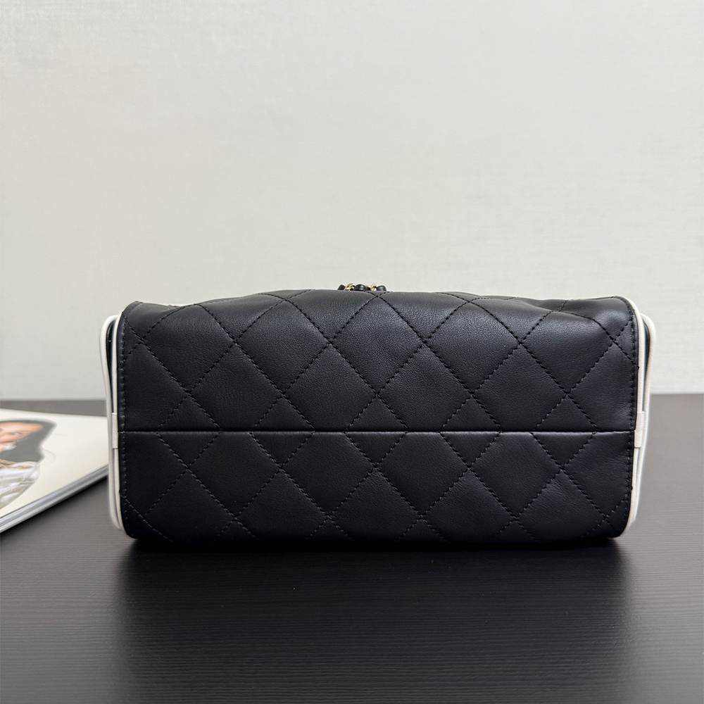 Ch**el 25 Mini Handbag(HIGH-END GRADE)