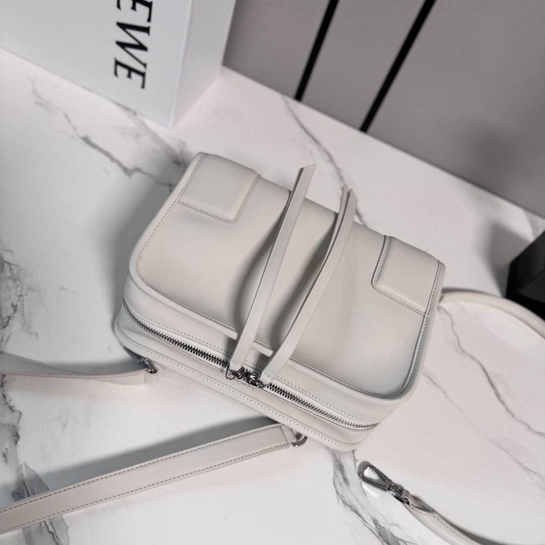 L0ew* Small Amazona 180 bag in soft calfskin(HIGH-END GRADE)