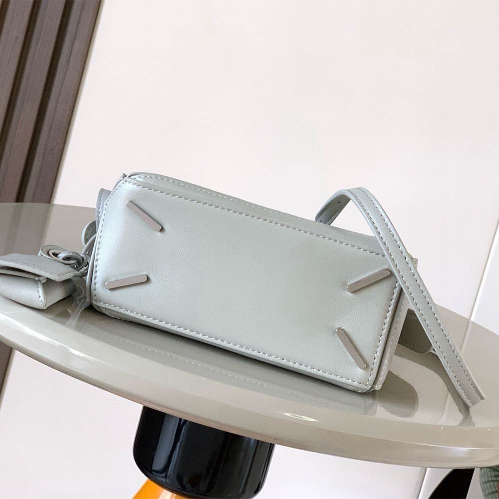 L0ew* Mini Featherlight Puzzle bag in nappa lambskin(HIGH-END GRADE)