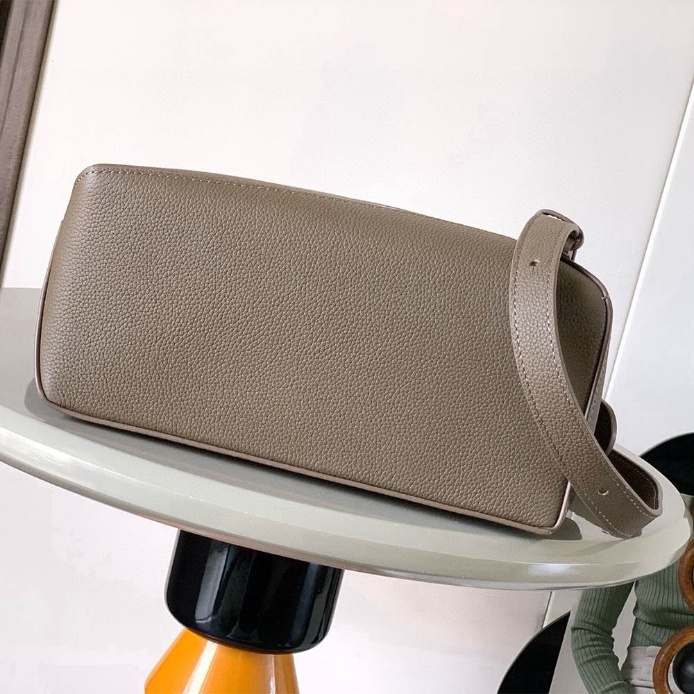 L0ew* Small Puzzle Edge bag in soft grained calfskin(HIGH-END GRADE)