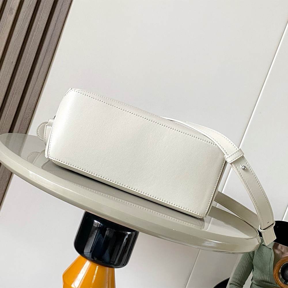 L0ew* Panta small Puzzle bag in shiny calfskin(HIGH-END GRADE)