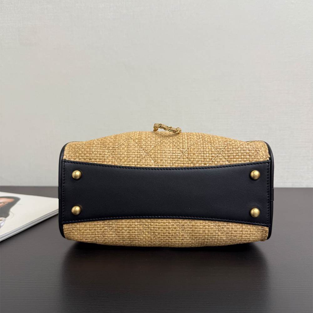 Ch**el 25 Mini Handbag(HIGH-END GRADE)