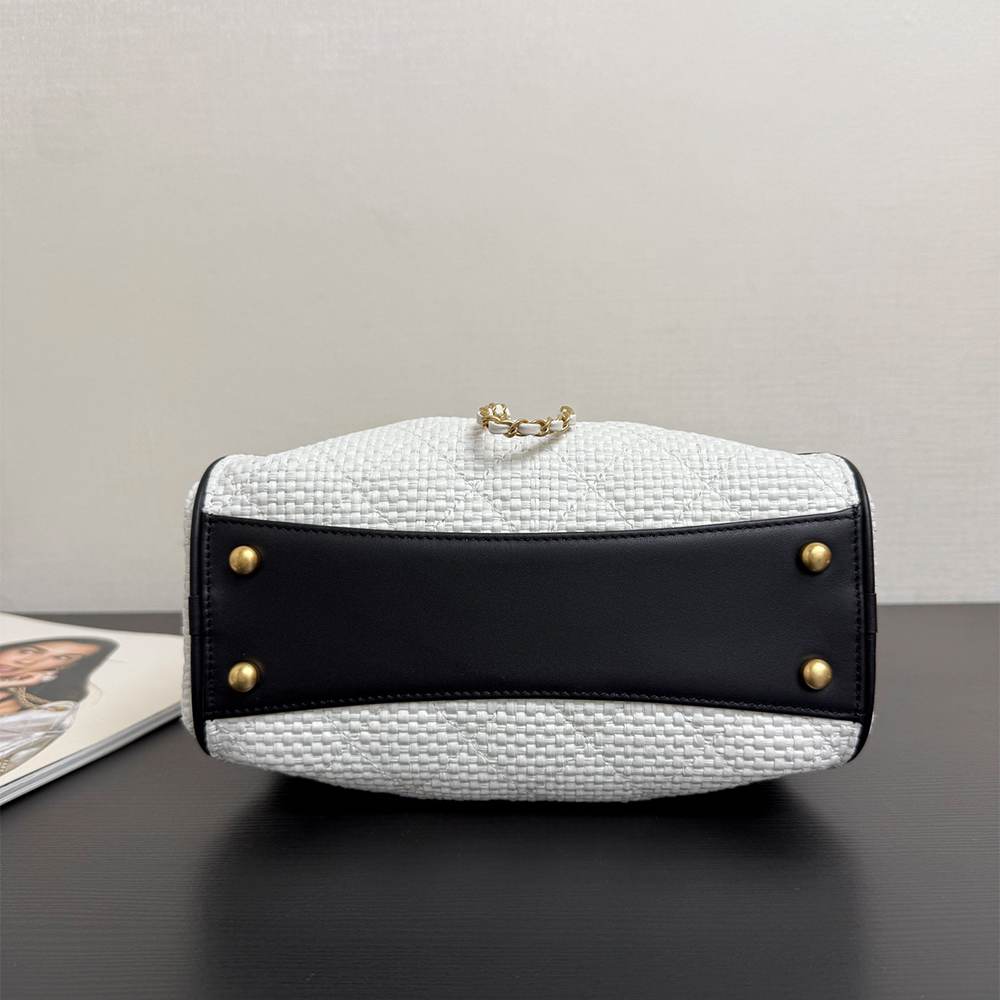 Ch**el 25 Mini Handbag(HIGH-END GRADE)