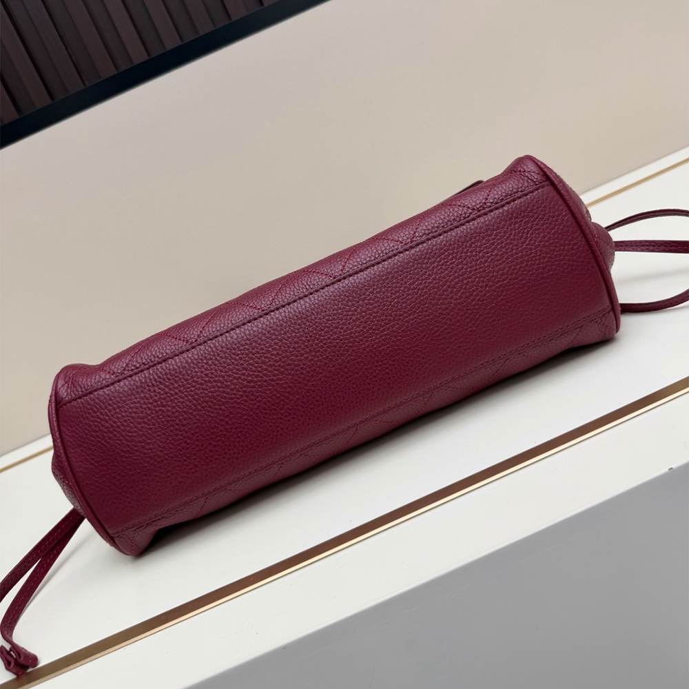 Ch**el Small Shopping Bag(HIGH-END GRADE)
