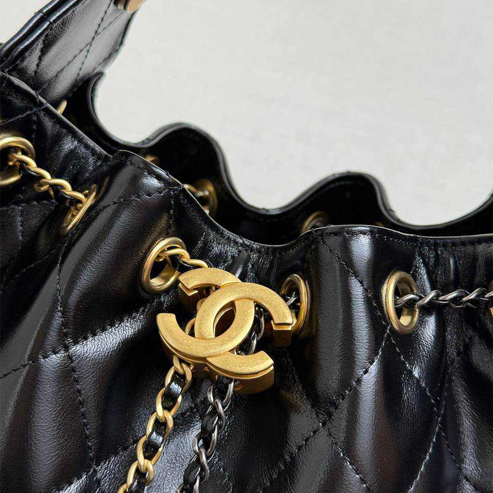 Ch**el 25 Mini Handbag(HIGH-END GRADE)