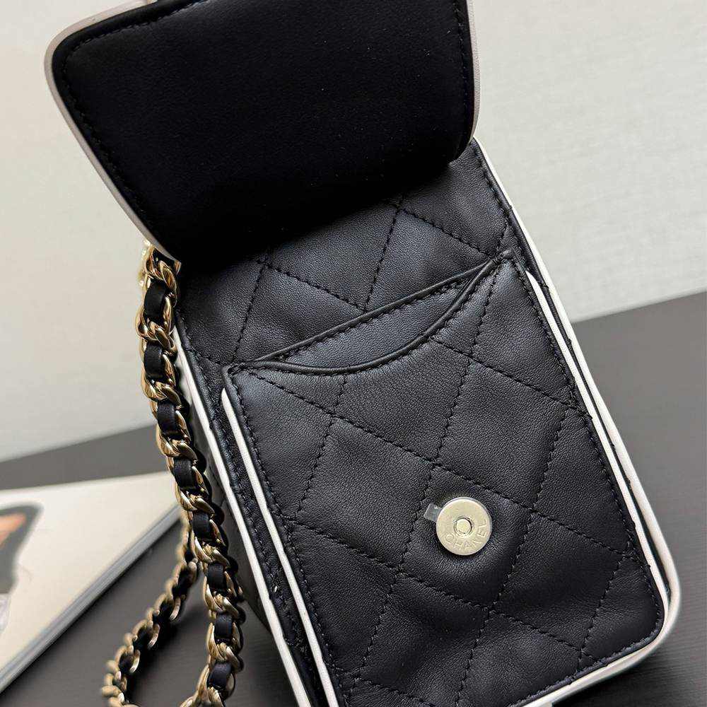 Ch**el 25 Mini Handbag(HIGH-END GRADE)