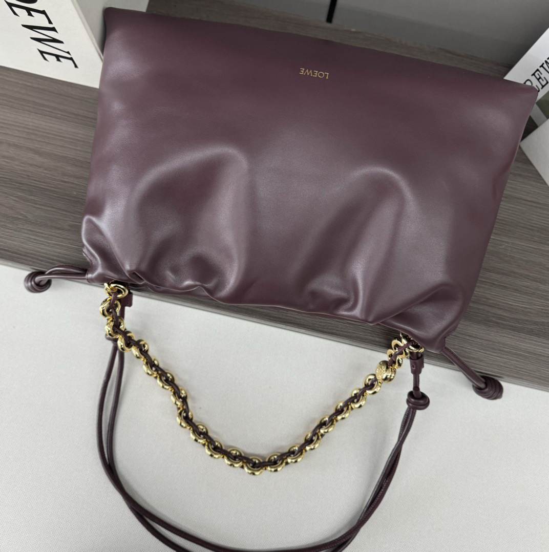 L0ew* Large Flamenco purse in mellow nappa lambskin(HIGH-END GRADE)