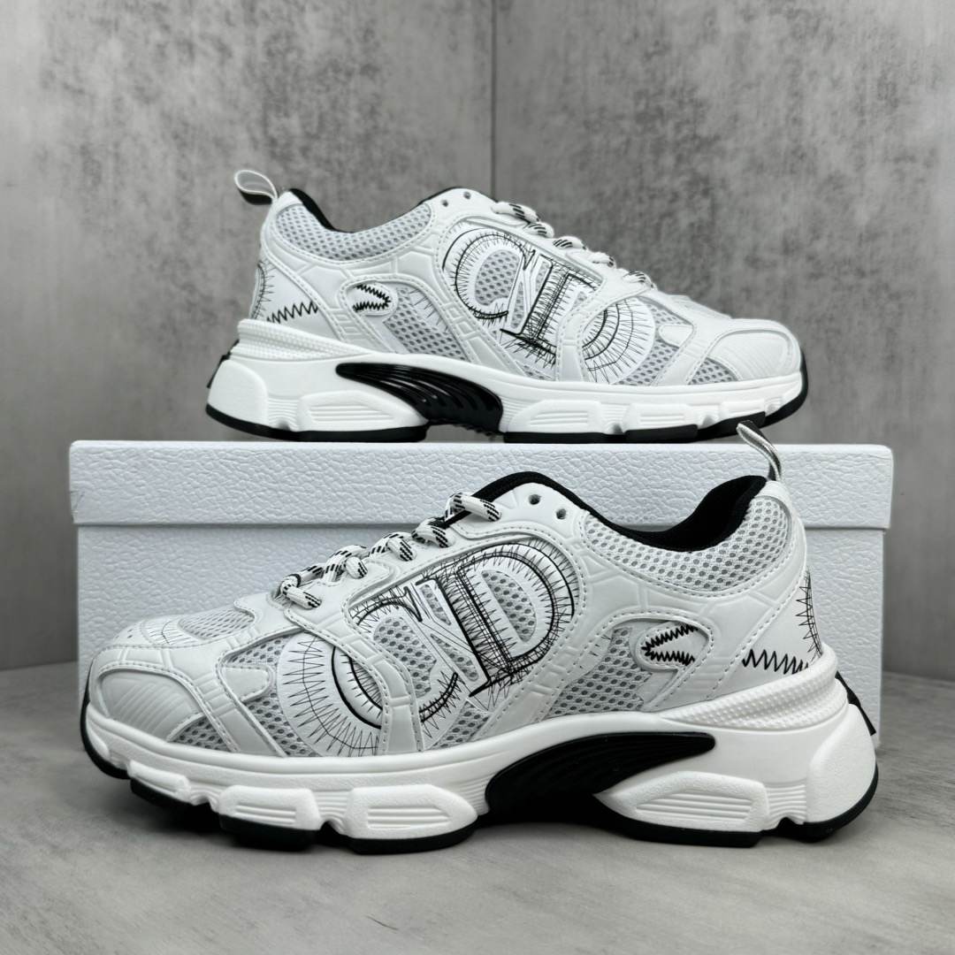 D10r Chrono Sneaker