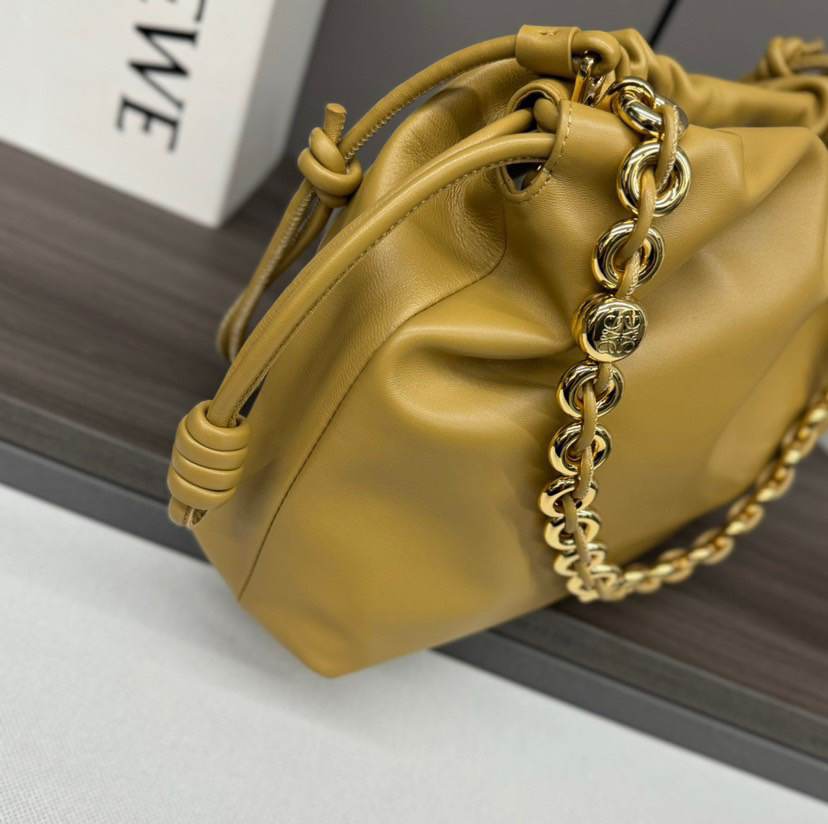 L0ew* Large Flamenco purse in mellow nappa lambskin(HIGH-END GRADE)