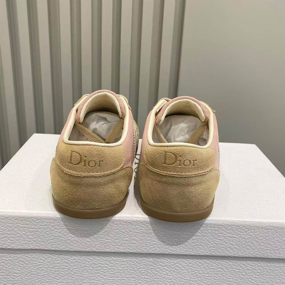 D10r Ribbon Sneaker