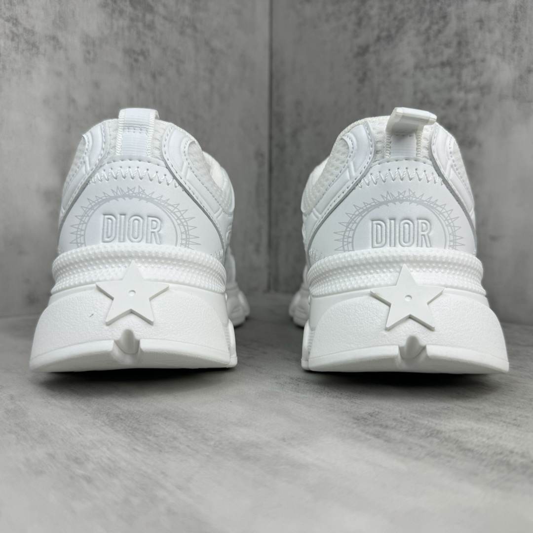 D10r Chrono Sneaker