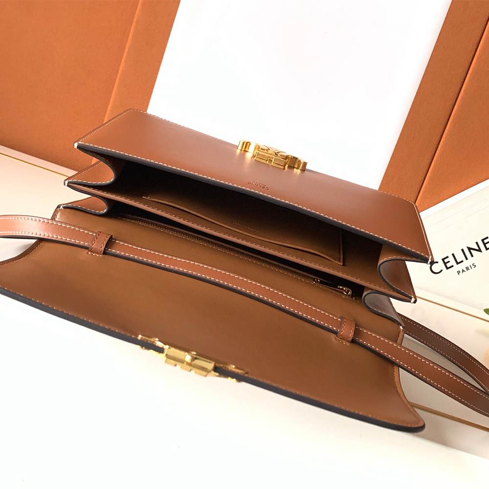 Ce1i*e MEDIUM TRIOMPHE FOLIO IN SHINY CALFSKIN(HIGH-END GRADE)