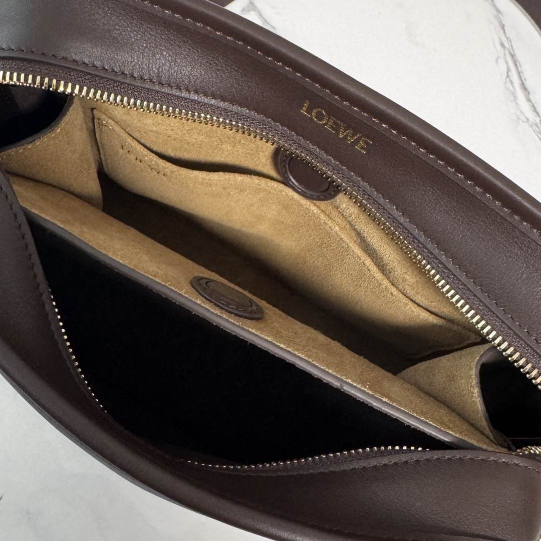 L0ew* Small Amazona 180 bag in soft calfskin(HIGH-END GRADE)