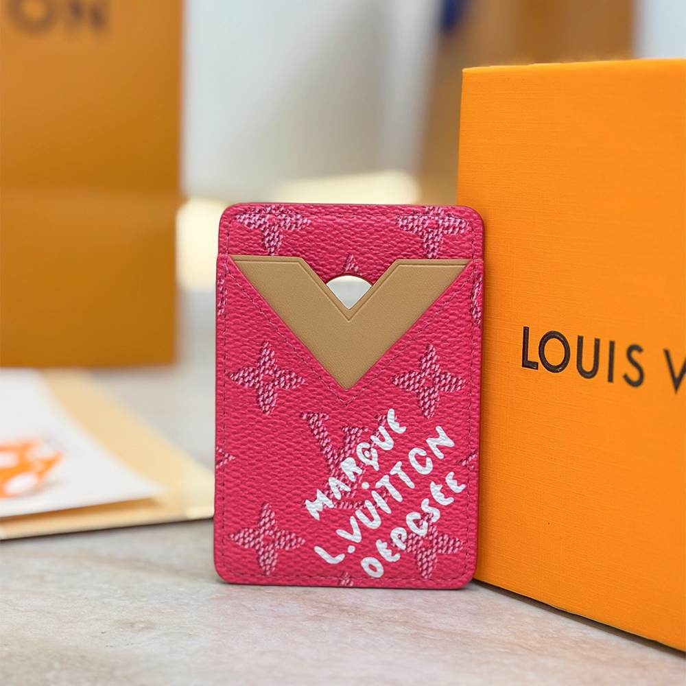 LV Magnetic Card Holder