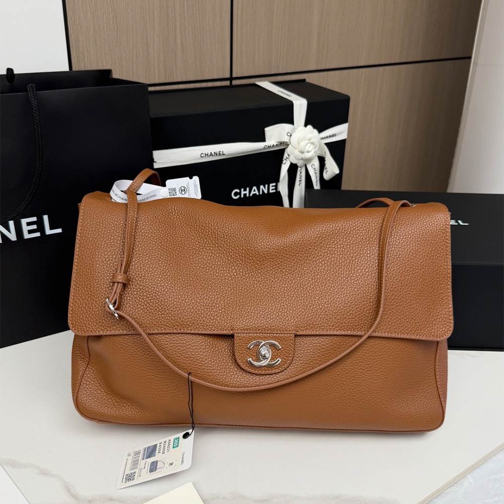 Ch**el Maxi Flapbag(HIGH-END GRADE)