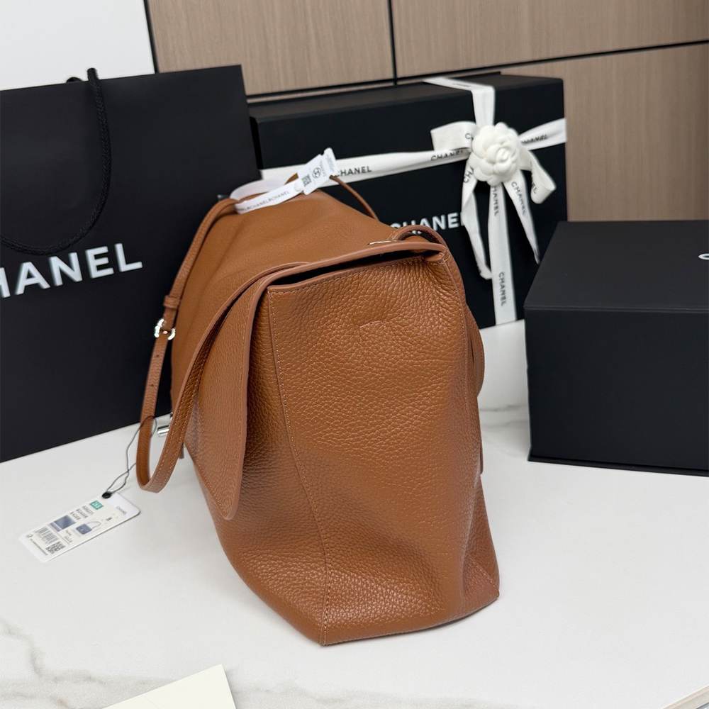 Ch**el Maxi Flapbag(HIGH-END GRADE)