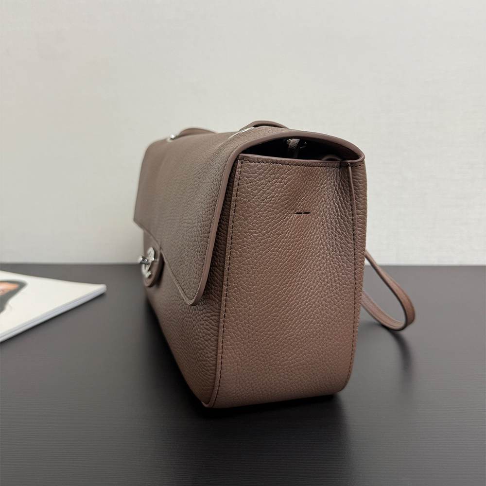 Ch**el Maxi Flapbag(HIGH-END GRADE)