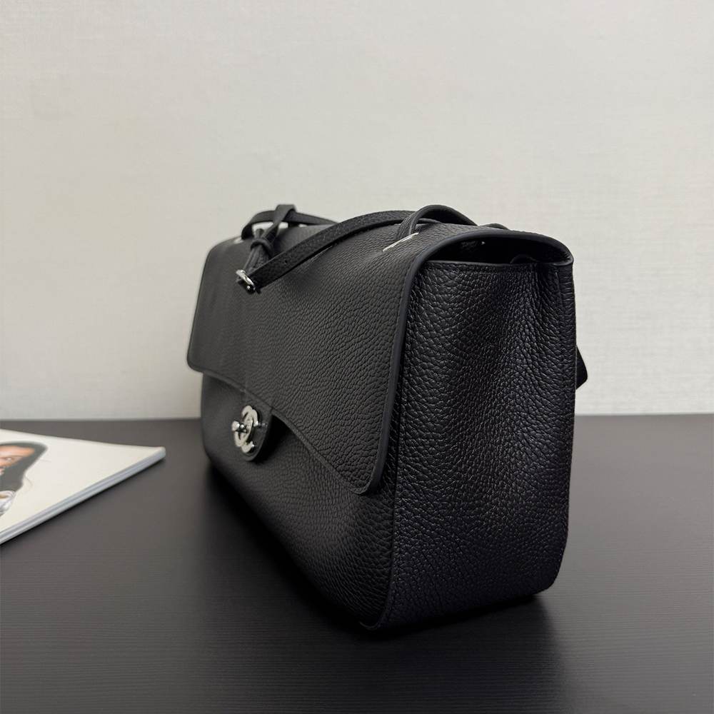 Ch**el Maxi Flapbag(HIGH-END GRADE)