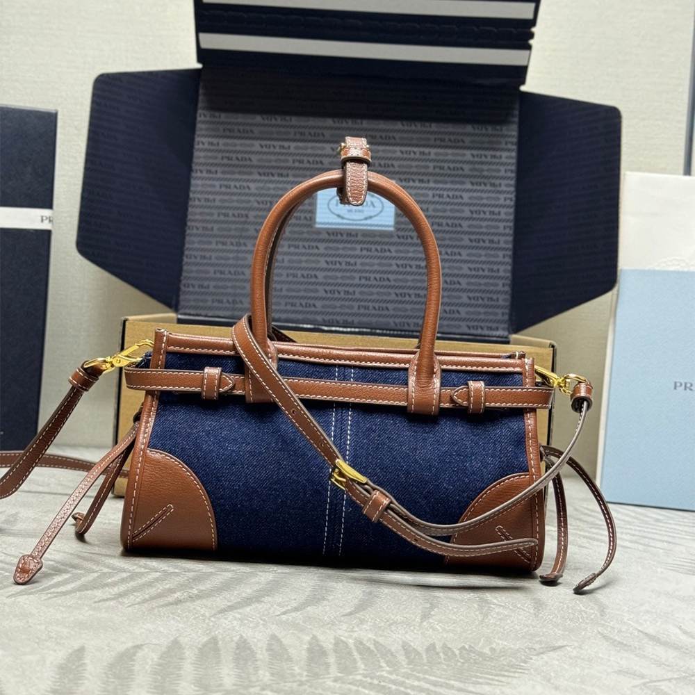 Pra*a Bonnie small linen and leather handbag(HIGH-END GRADE)