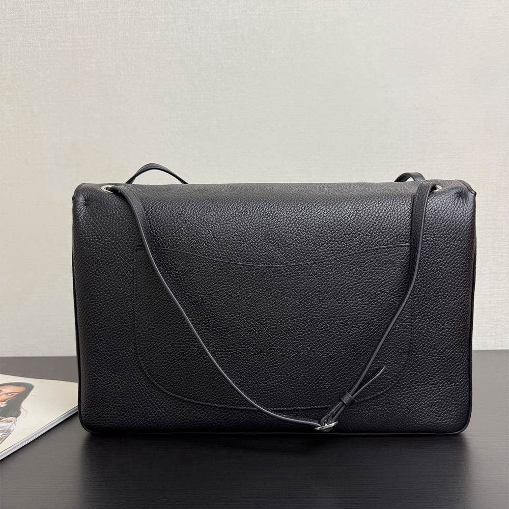 Ch**el Maxi Flapbag(HIGH-END GRADE)