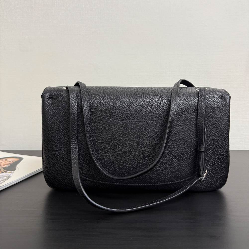 Ch**el Maxi Flapbag(HIGH-END GRADE)