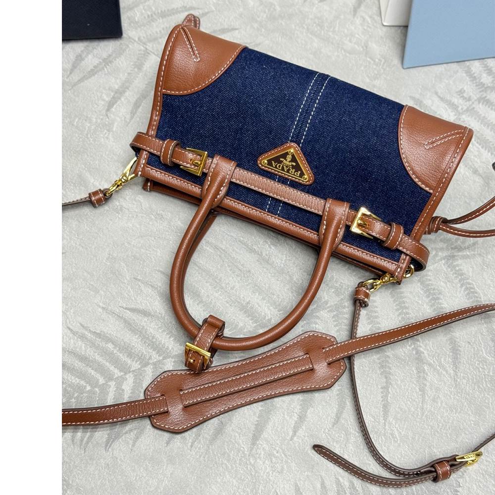 Pra*a Bonnie small linen and leather handbag(HIGH-END GRADE)
