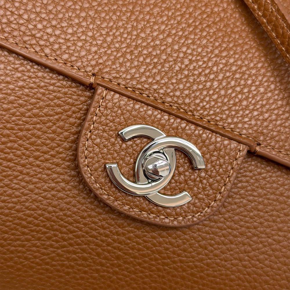 Ch**el Maxi Flapbag(HIGH-END GRADE)