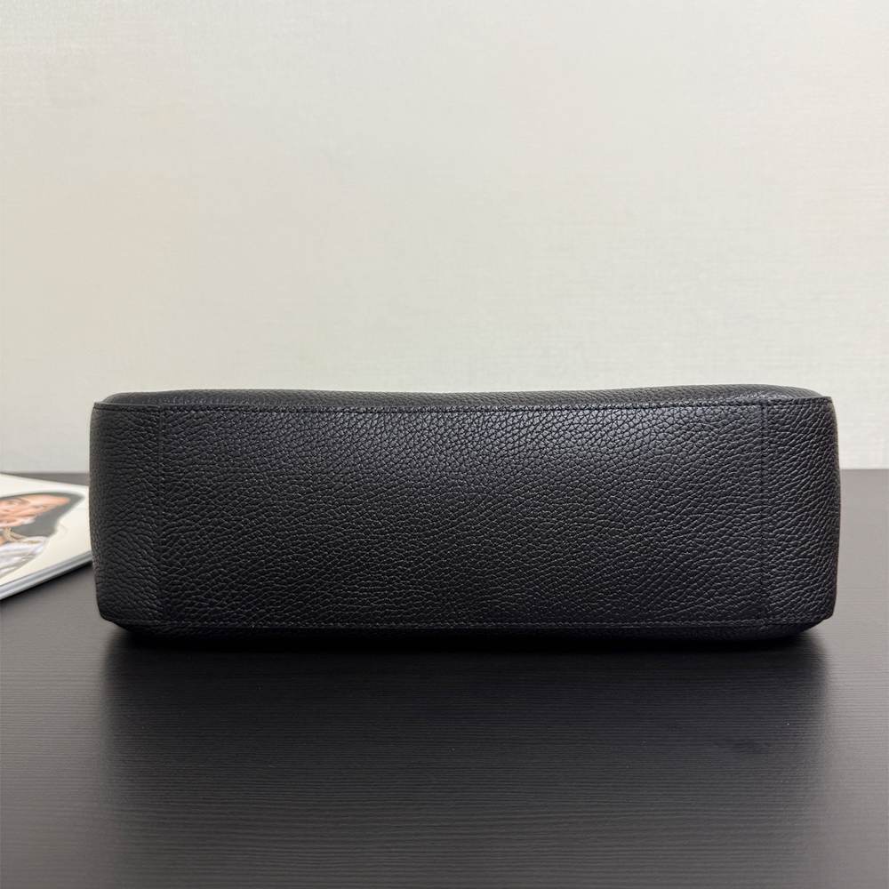 Ch**el Maxi Flapbag(HIGH-END GRADE)