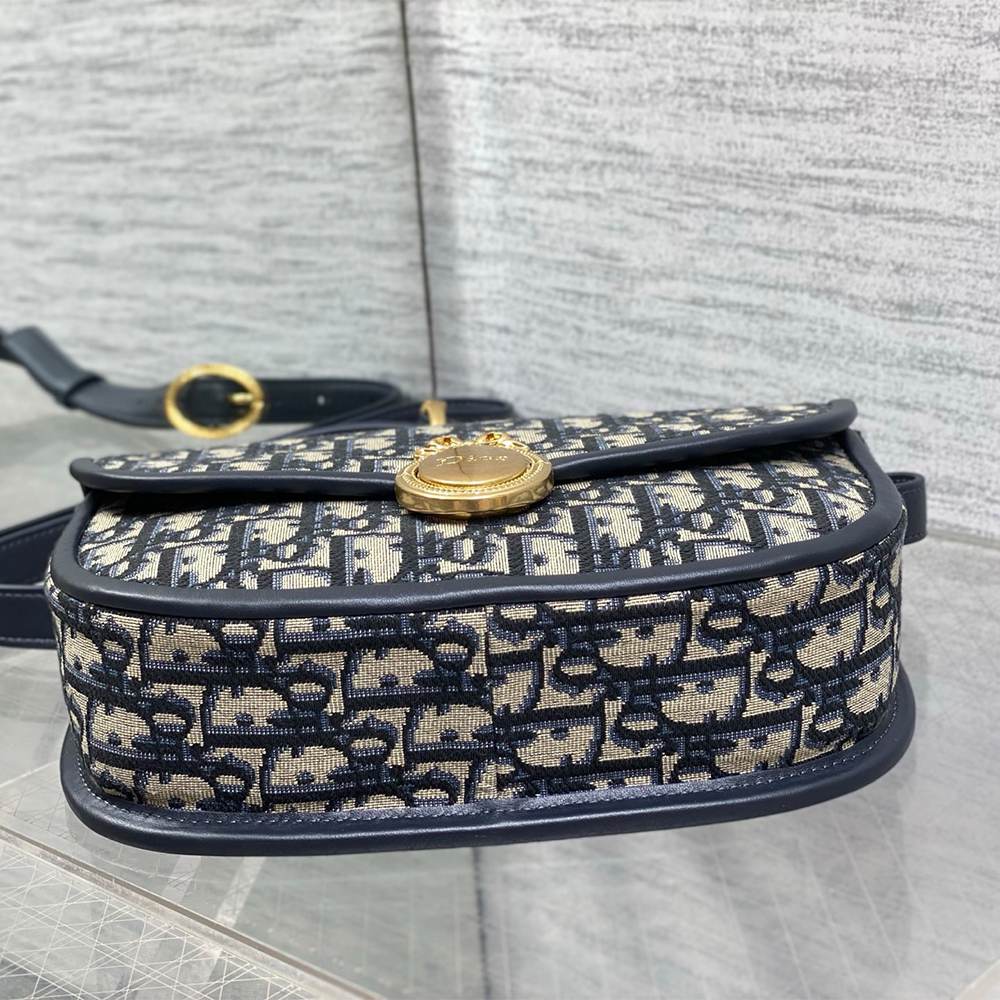Medium D10r Médaillon Flap Bag(HIGH-END GRADE)