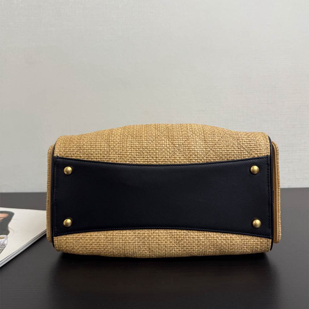 Ch**el 25 Small Handbag(HIGH-END GRADE)