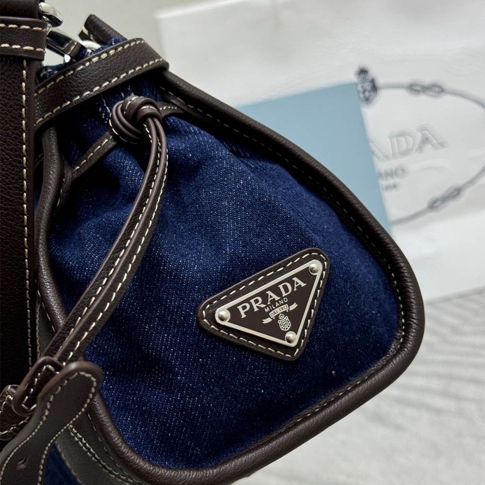 Pra*a Bonnie medium linen and leather handbag(HIGH-END GRADE)
