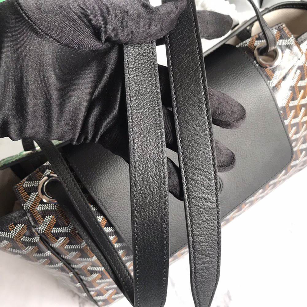 G09ard Rouette Souple Bag